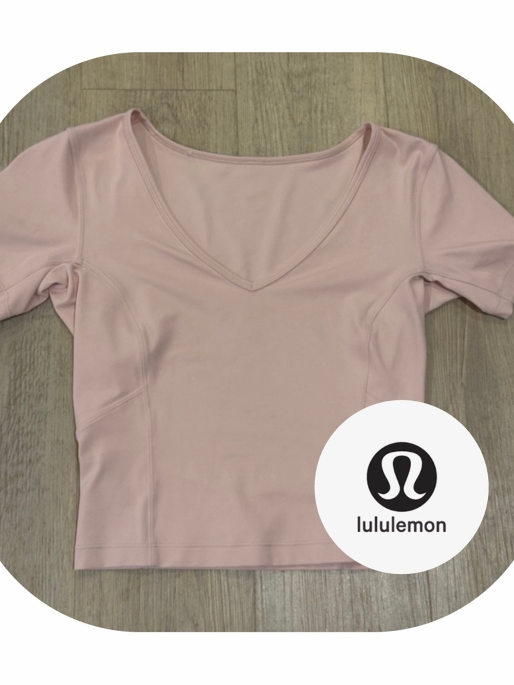 Lululemon pink v-neck crop fit